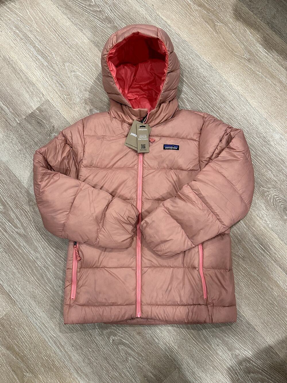 Patagonia Girls’ Hi-Loft Down Sweater Hoody, Moment Pink, Size XL 14, NWT